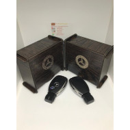 Mercedes anahtarı şeklinde flash bellek